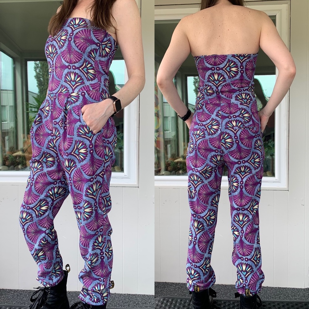Zara Trafaluc Purple Print Romper/Jumpsuit size XS With Pockets
